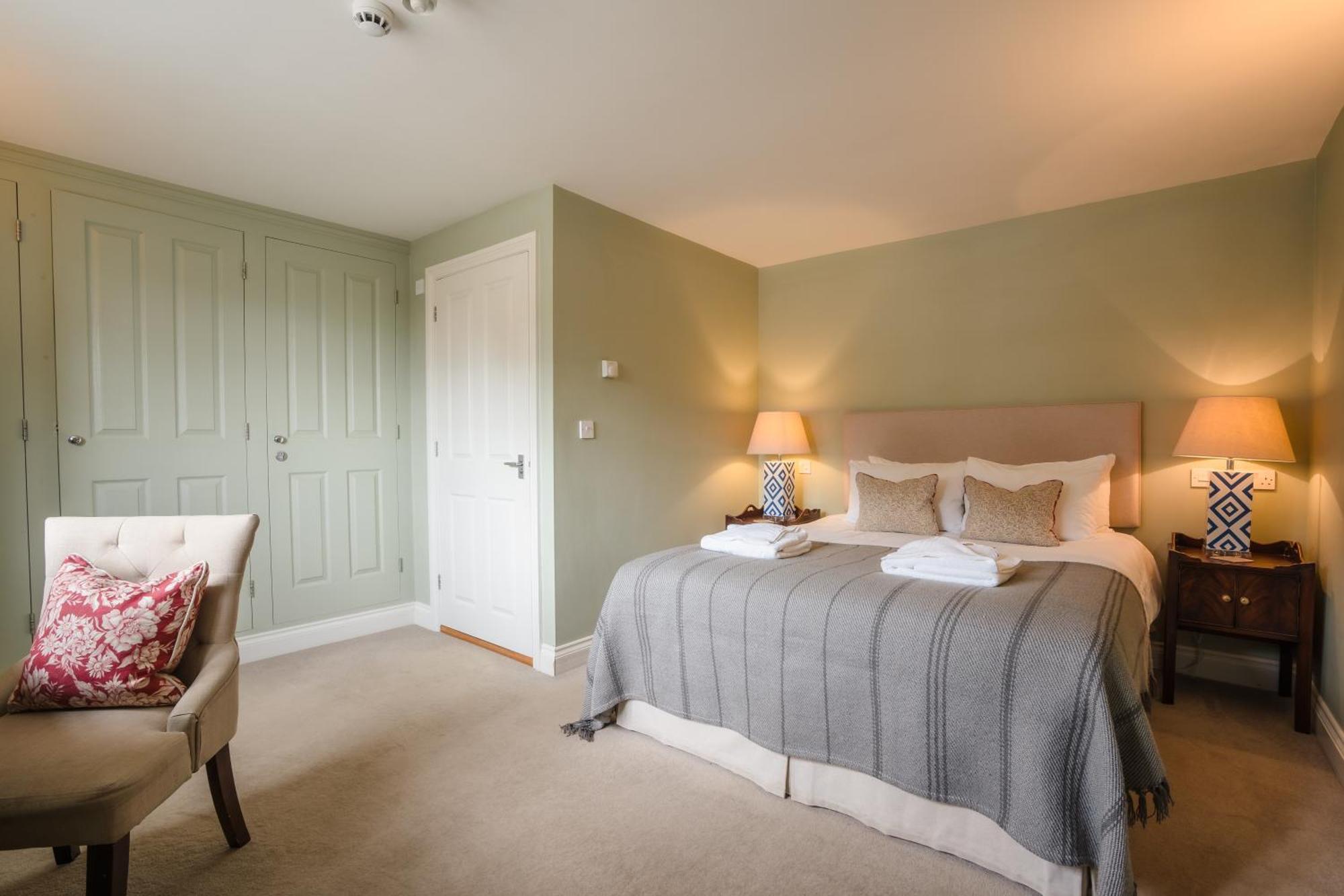Bed and Breakfast The Loddon Swan Exterior foto